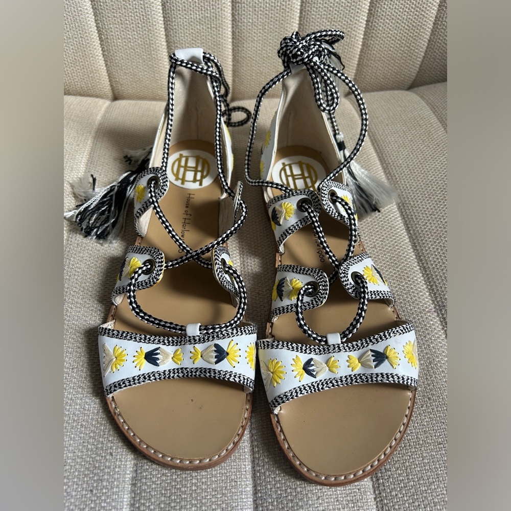 House of Harlow 1960 Gladiator Tassle Embroidered Sandals Size EU 36.5 US 6